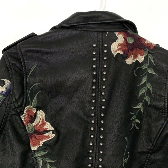 BLANKNYC Black Floral Faux Leather Moto Jacket - Picture 11 of 12